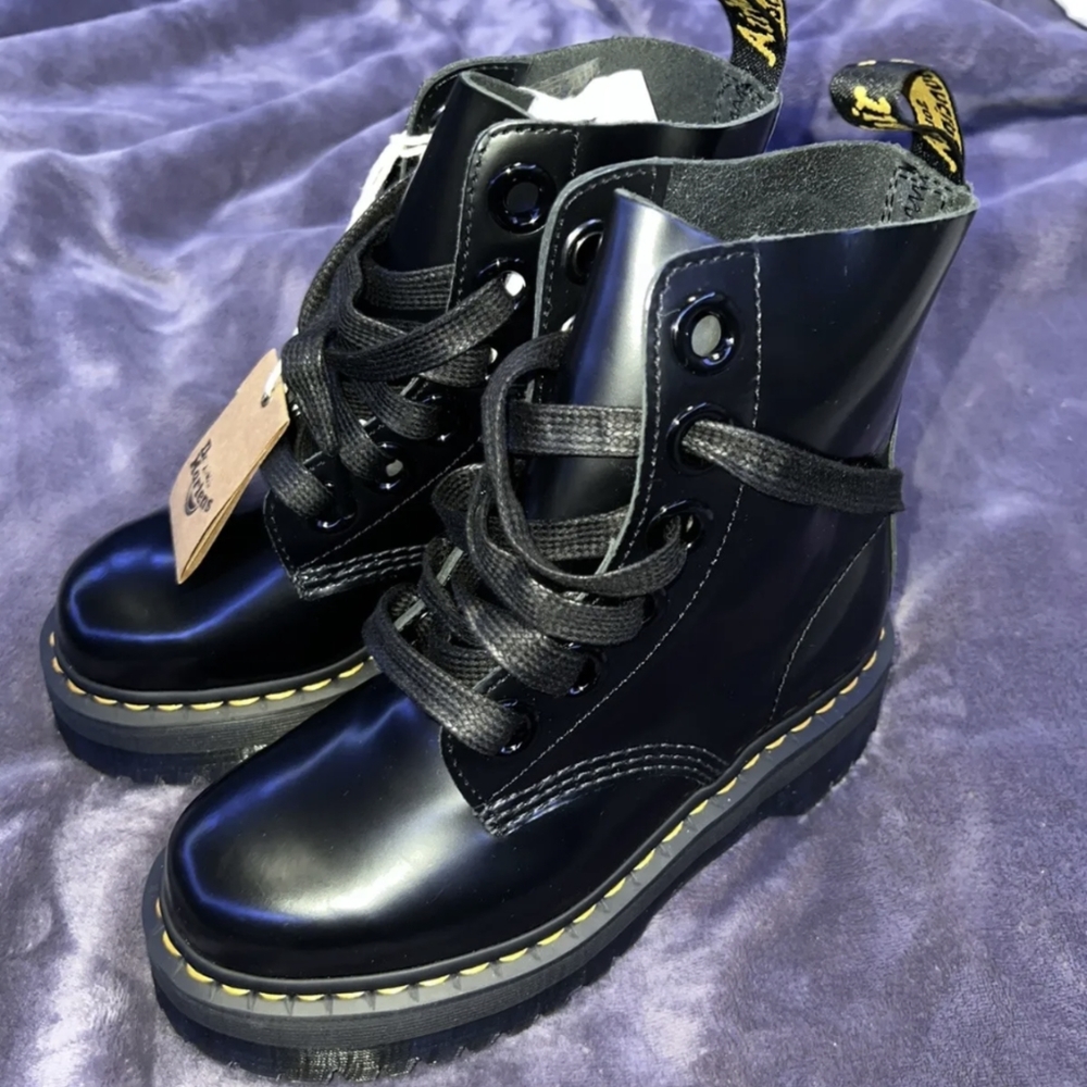 NWTGS Dr Martin Molly's size US 10 UK 8